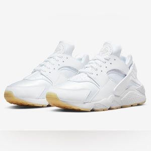 Nike Air Huarache Triple White Gum Sneakers Size 8.5